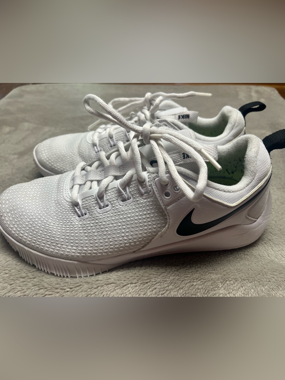 Nike Volleyball Shoes Size Womens 9